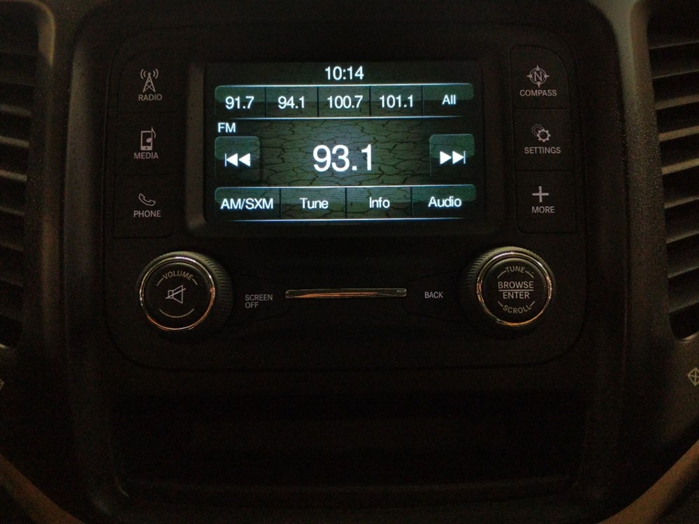2018 Jeep Cherokee - Stereo Package