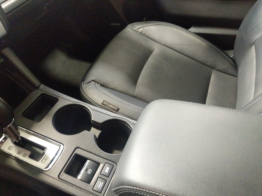 2017 Subaru Outback - Center Console/Cup Holders