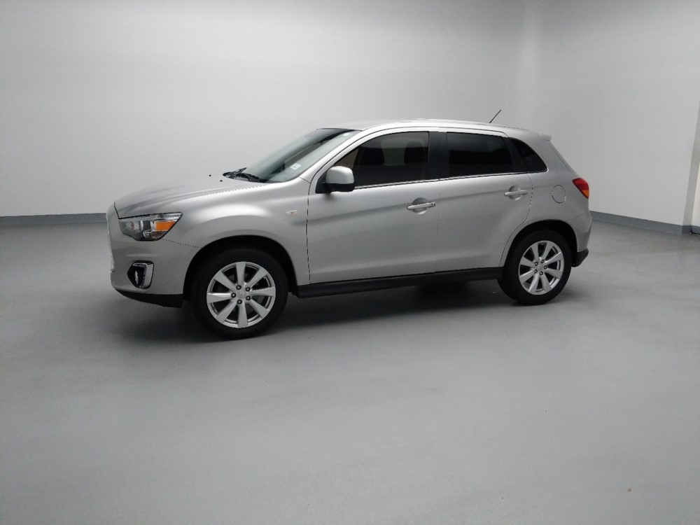 2015 Mitsubishi Outlander - Driver Front Side
