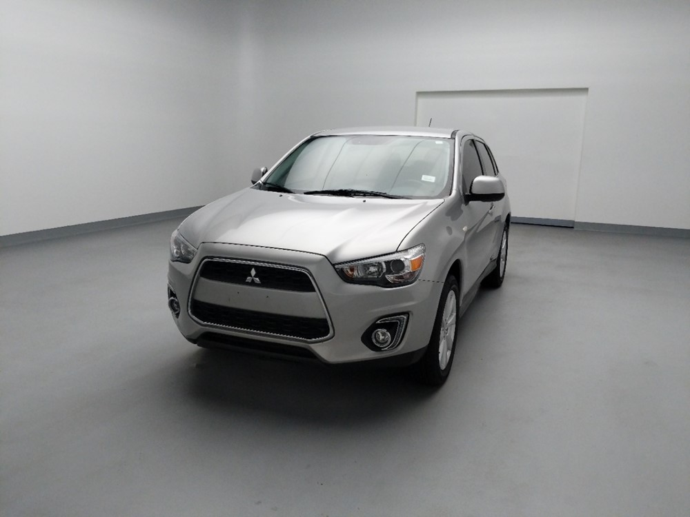 2015 Mitsubishi Outlander - Driver Front Hood