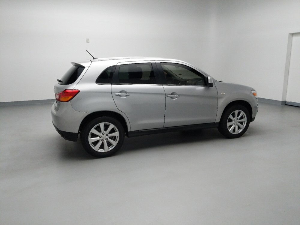 2015 Mitsubishi Outlander - Passenger Rear Side