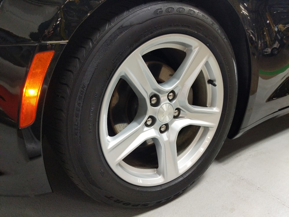 2017 Chevrolet Camaro - Wheel