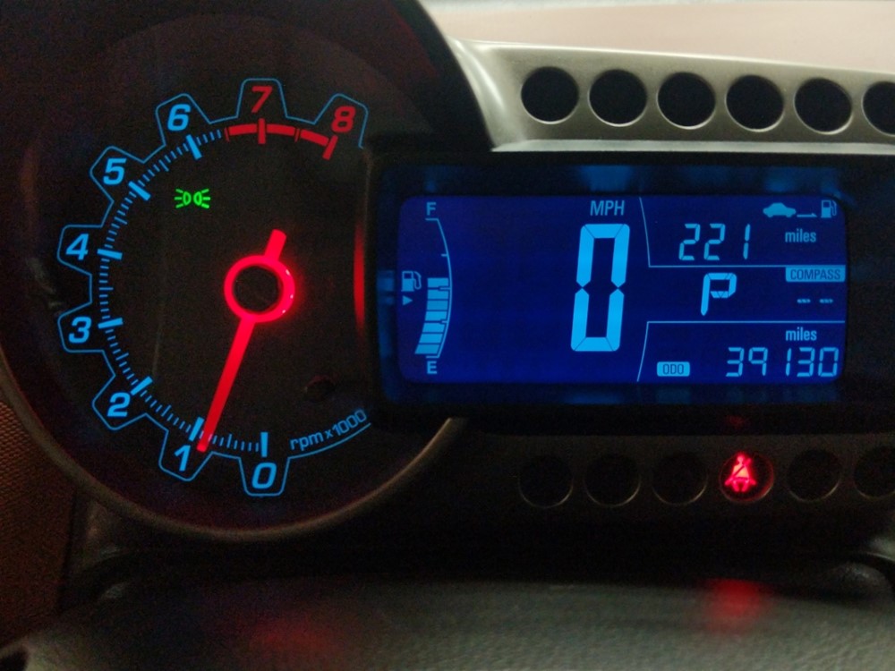 2015 Chevrolet Sonic - Odometer Close Up