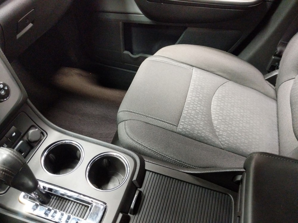 2015 GMC Acadia - Center Console/Cup Holders
