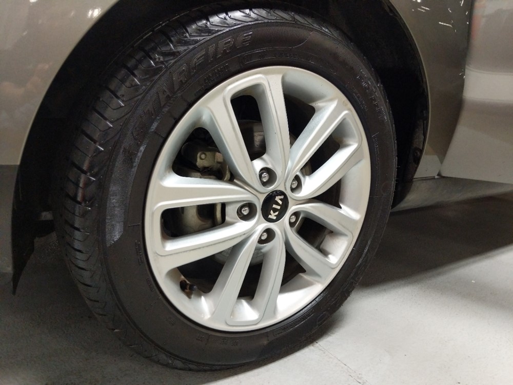 2018 Kia Soul - Wheel