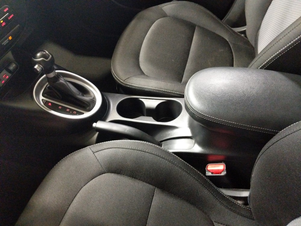2018 Kia Soul - Center Console/Cup Holders