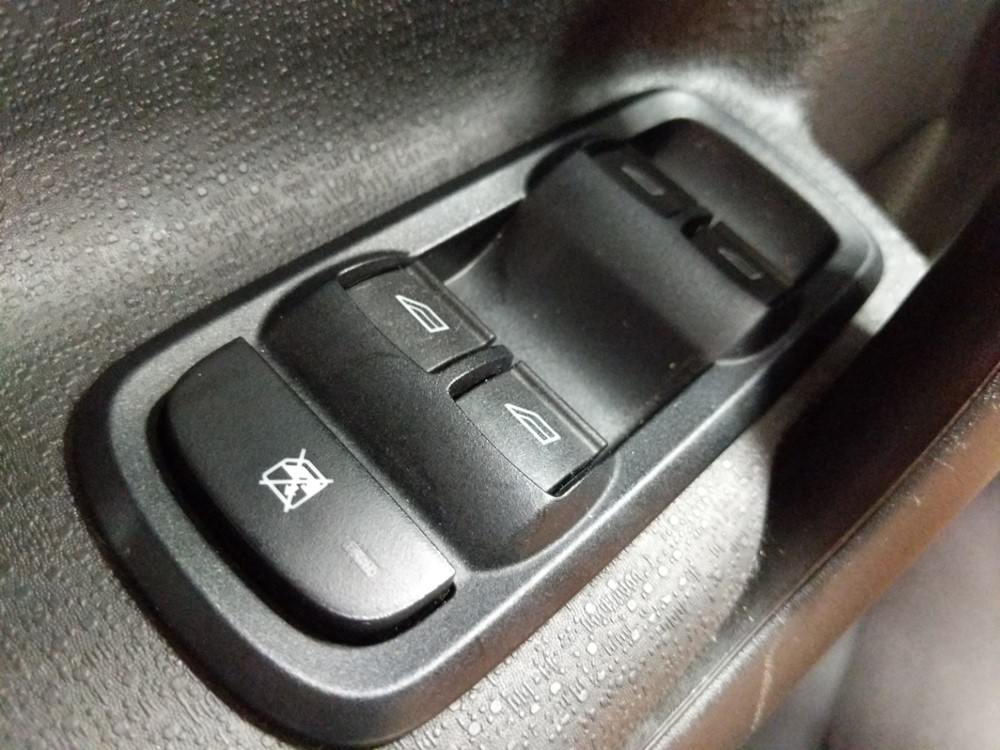 2018 Ford Fiesta - Driver Power Windows/Lock Control