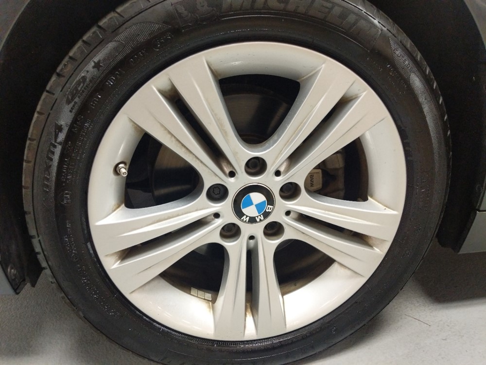 2016 BMW 328i - Wheel
