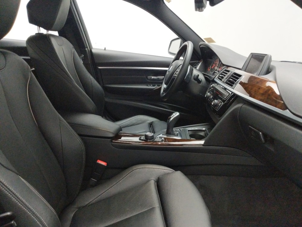 2016 BMW 328i - Passenger Front Seat