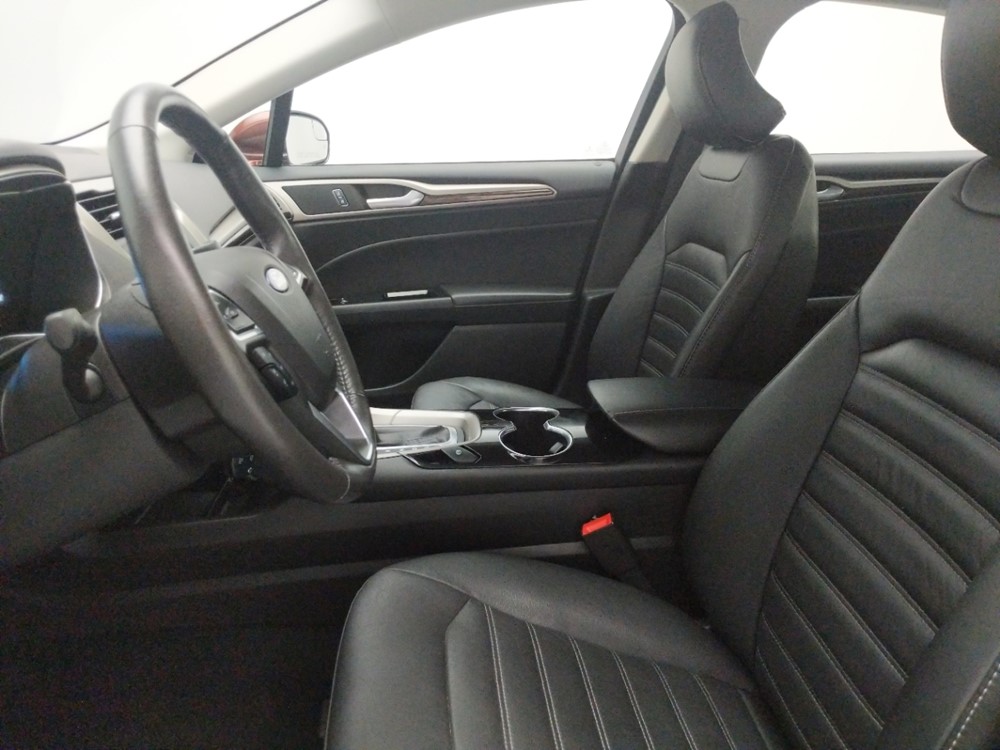 2016 Ford Fusion - Driver Front Seat