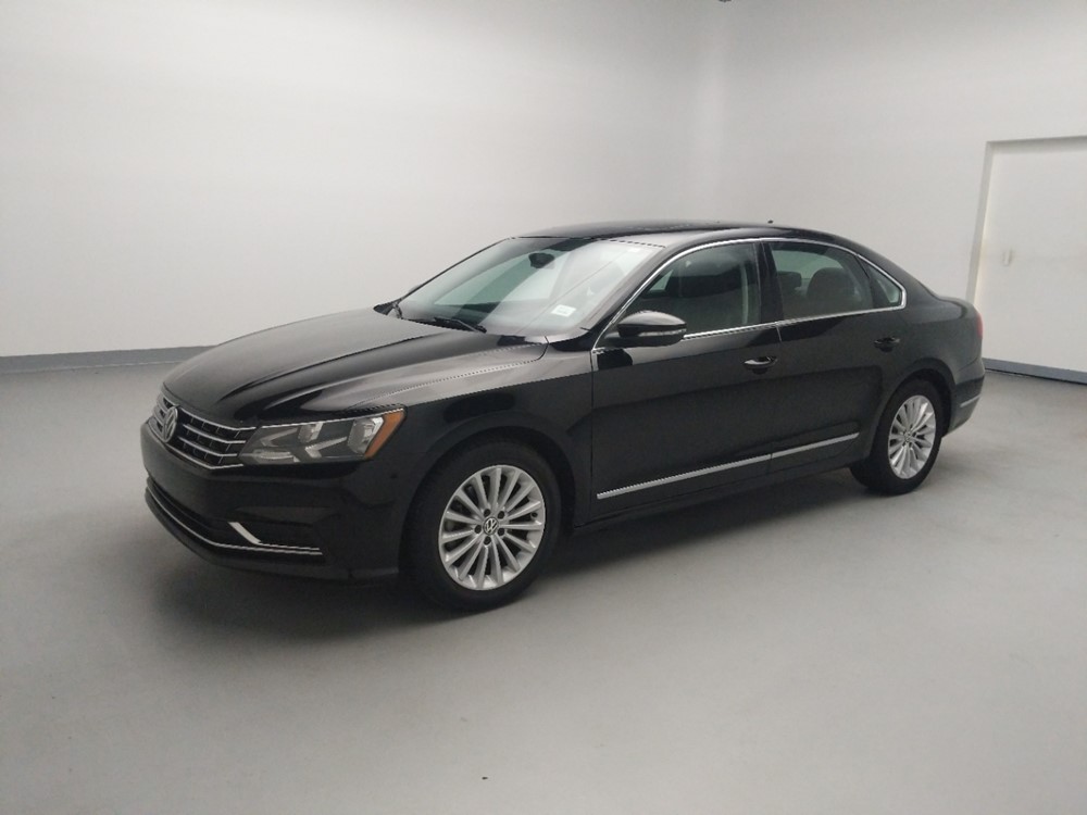 2016 Volkswagen Passat - Driver Front Side