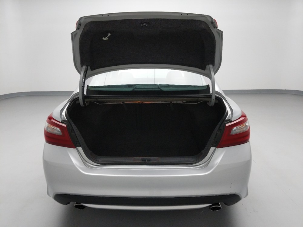 2018 Nissan Altima - Trunk