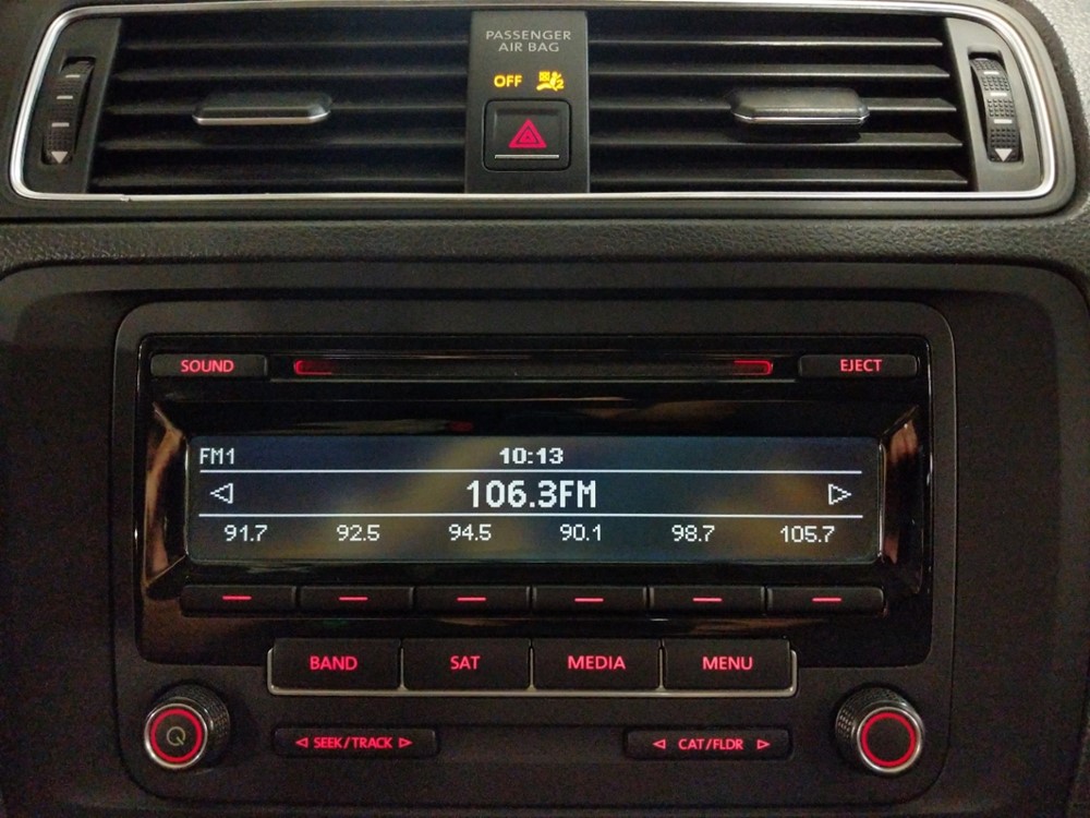 2015 Volkswagen Jetta - Stereo Package