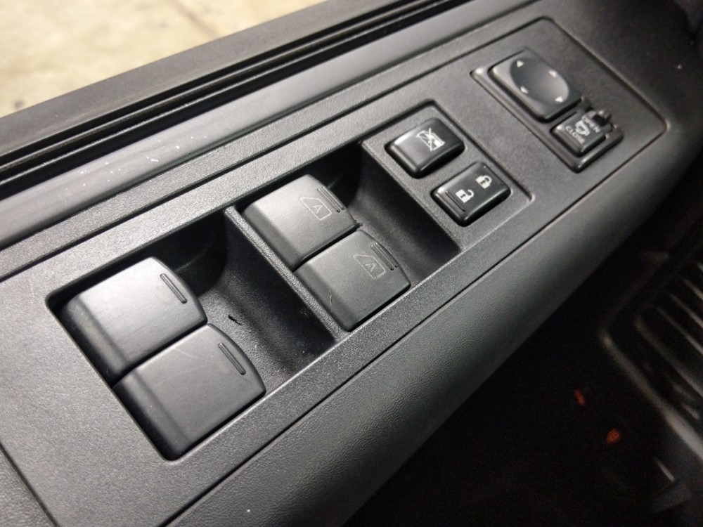 2010 Nissan Titan - Driver Power Windows/Lock Control