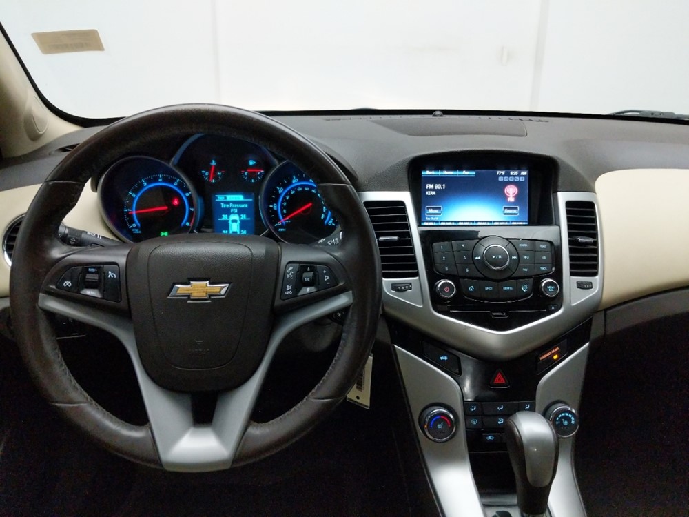 2015 Chevrolet Cruze - Driver Dash