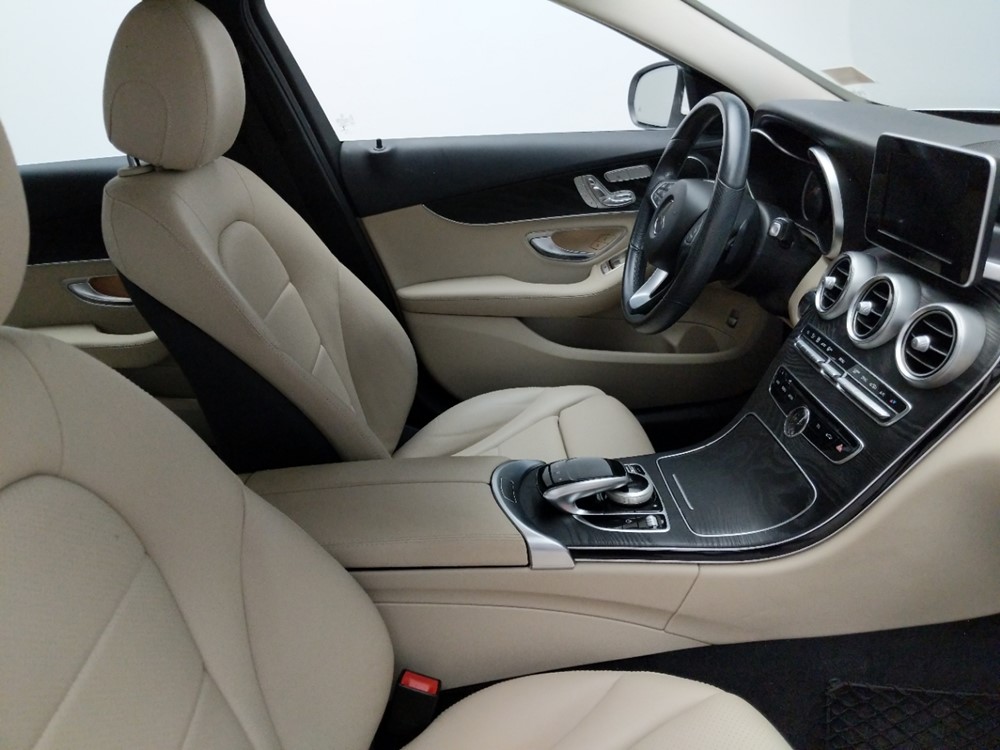 2016 Mercedes-Benz C300 - Passenger Front Seat