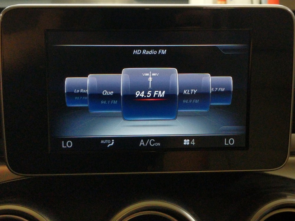 2016 Mercedes-Benz C300 - Stereo Package