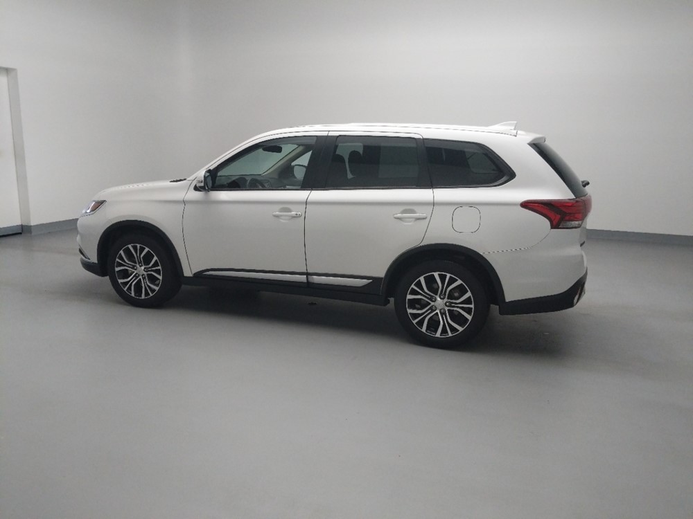 2018 Mitsubishi Outlander - Driver Rear Side
