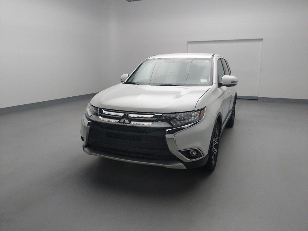 2018 Mitsubishi Outlander - Driver Front Hood