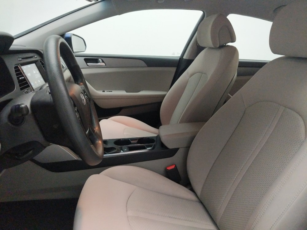 2016 Hyundai Sonata - Driver Front Seat