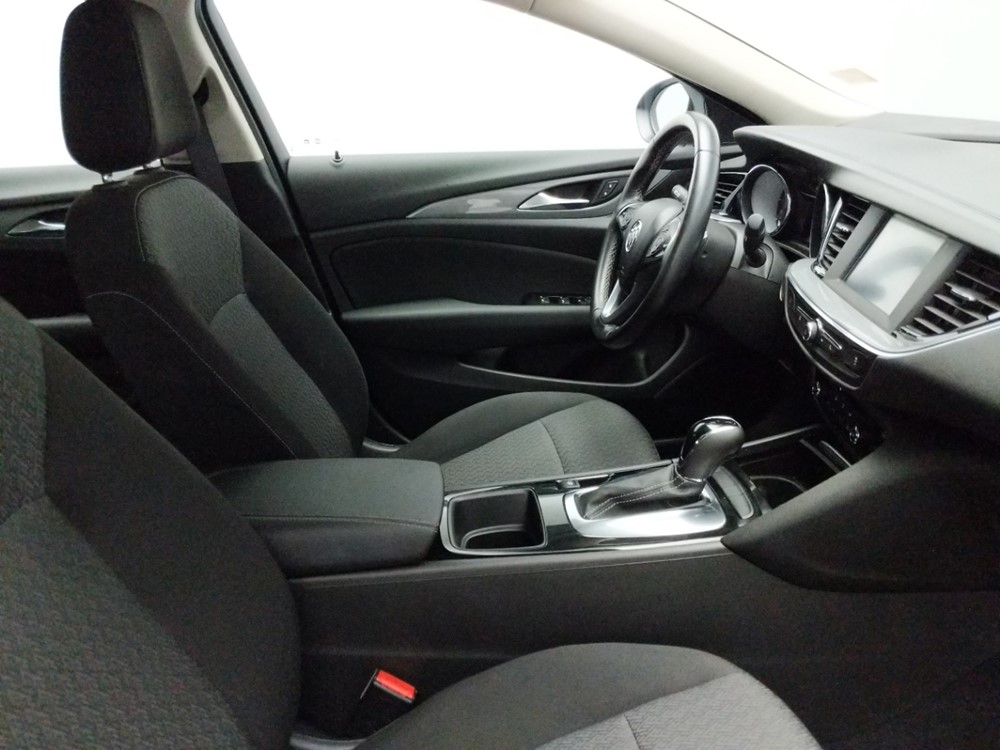 2018 Buick Regal Sportback - Passenger Front Seat