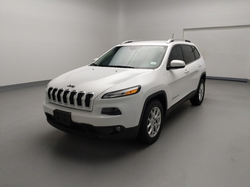 Used 2018 Jeep Cherokee Driver Front Bumper