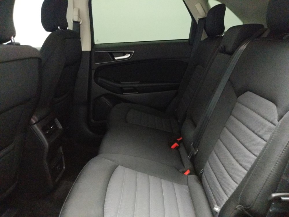 2016 Ford Edge - Driver Rear Seat
