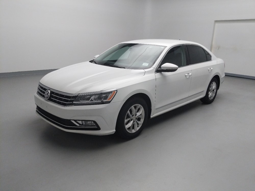 Used 2016 Volkswagen Passat Driver Front Bumper