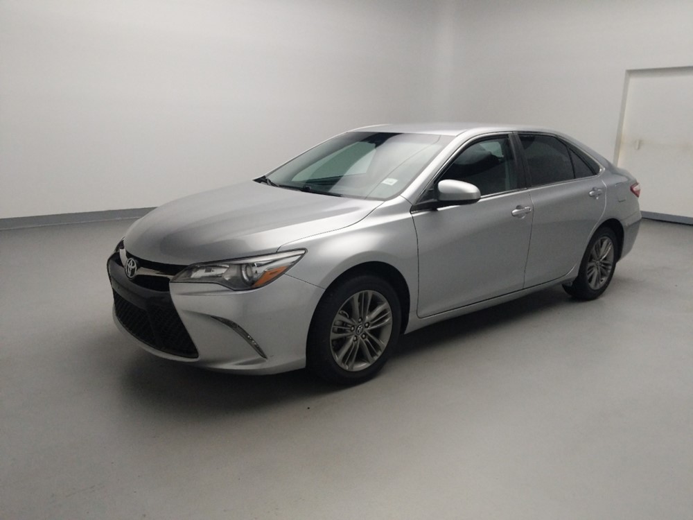 Used 2017 Toyota Camry Driver Front Bumper