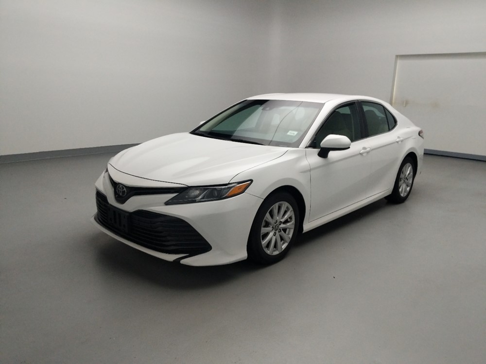 Used 2018 Toyota Camry Driver Front Bumper