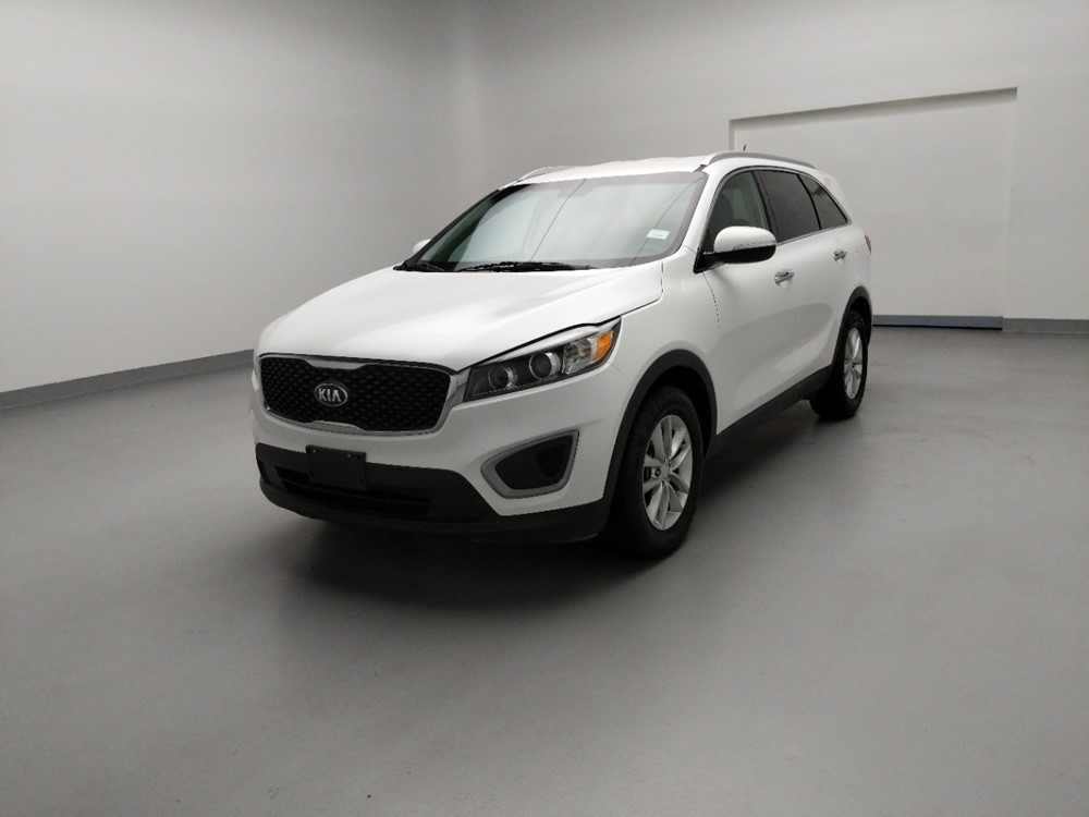 Used 2016 Kia Sorento Driver Front Bumper
