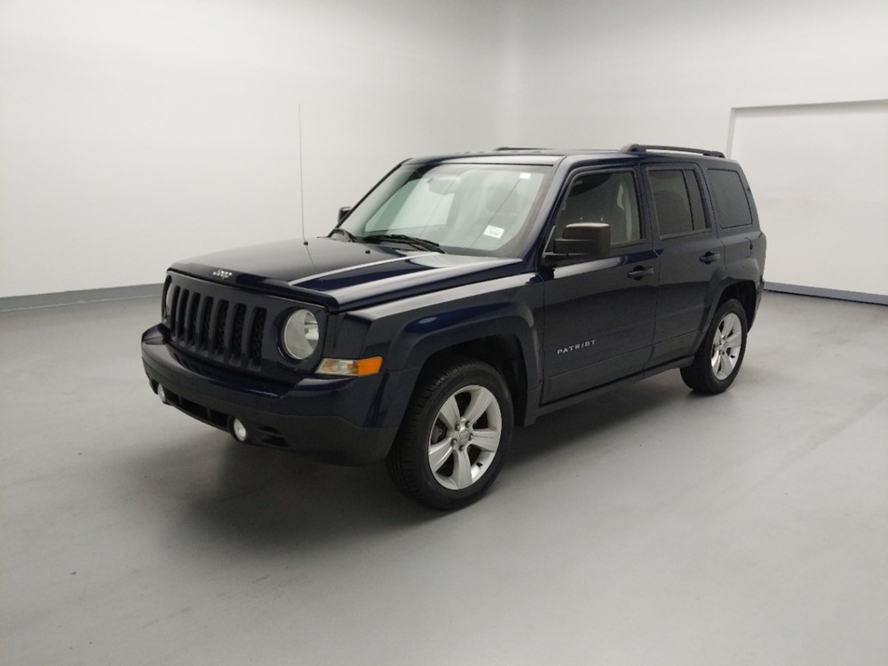 Used 2016 Jeep Patriot Driver Front Bumper