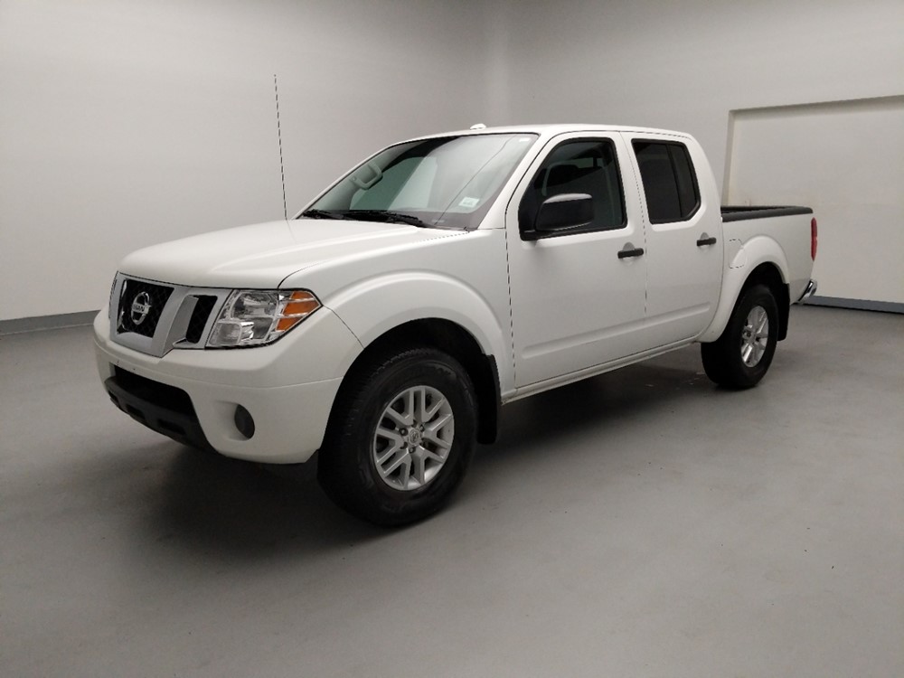 Used 2017 Nissan Frontier Driver Front Bumper