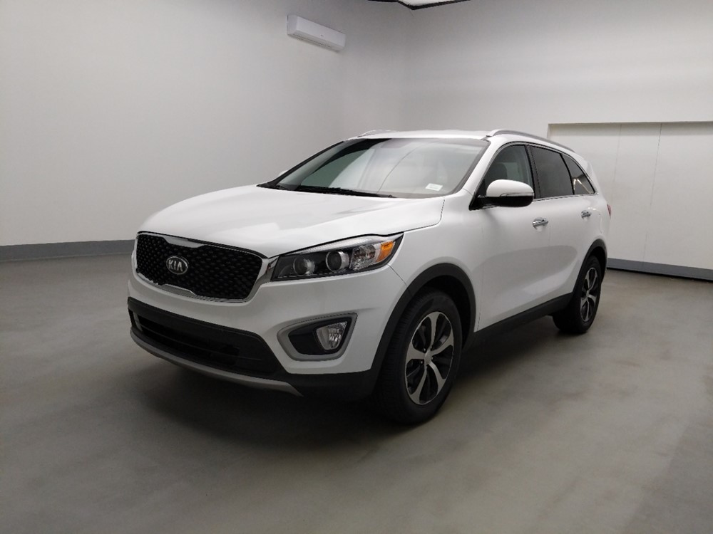 Used 2017 Kia Sorento Driver Front Bumper