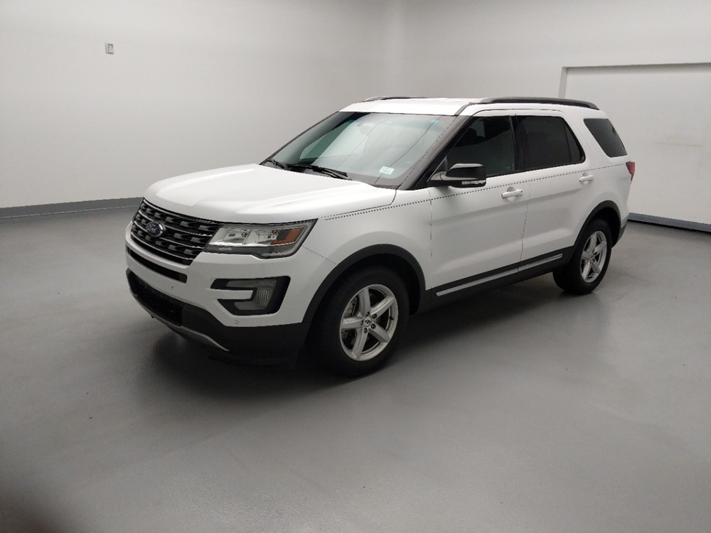 Used 2017 Ford Explorer Driver Front Bumper
