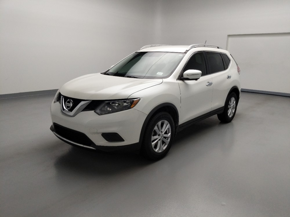 Used 2015 Nissan Rogue Driver Front Bumper