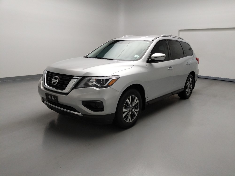 Used 2018 Nissan Pathfinder Driver Front Bumper