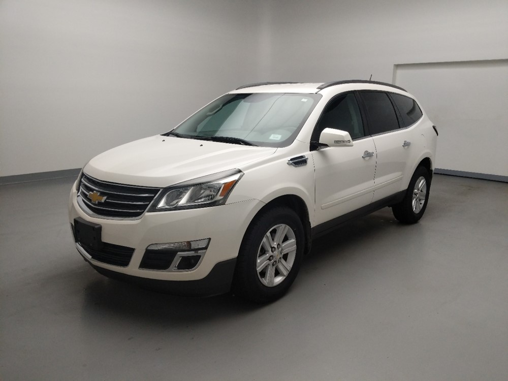 Used 2014 Chevrolet Traverse Driver Front Bumper