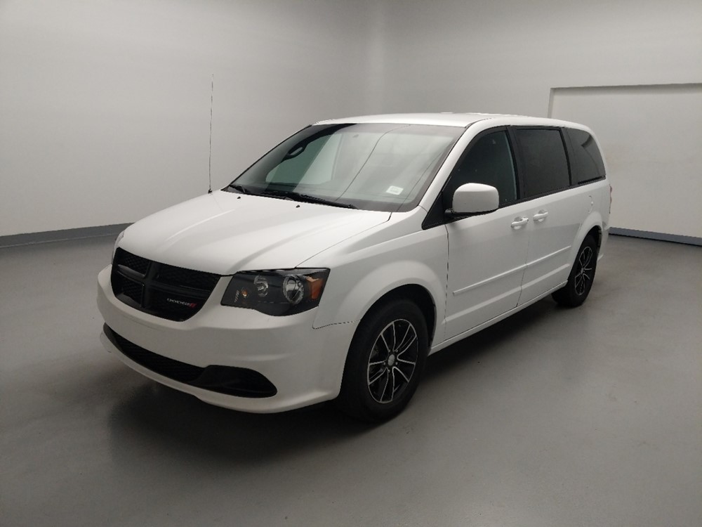Used 2016 Dodge Grand Caravan Driver Front Bumper