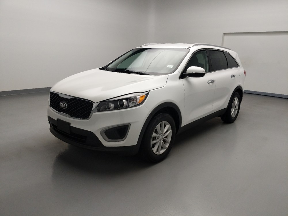 Used 2016 Kia Sorento Driver Front Bumper