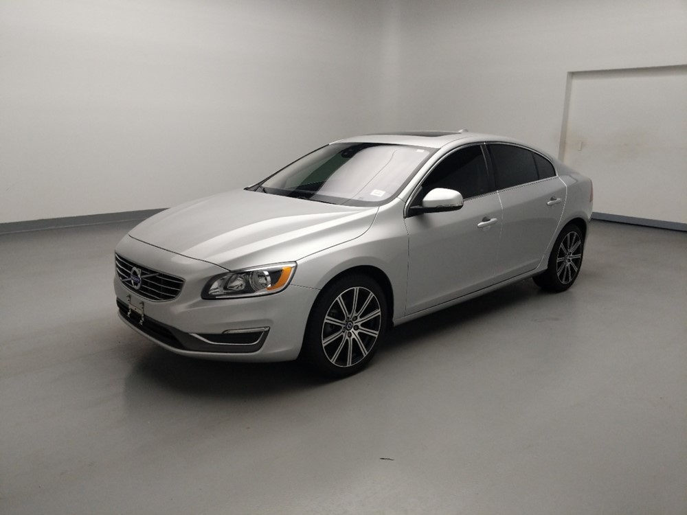 Used 2017 Volvo S60 Driver Front Bumper