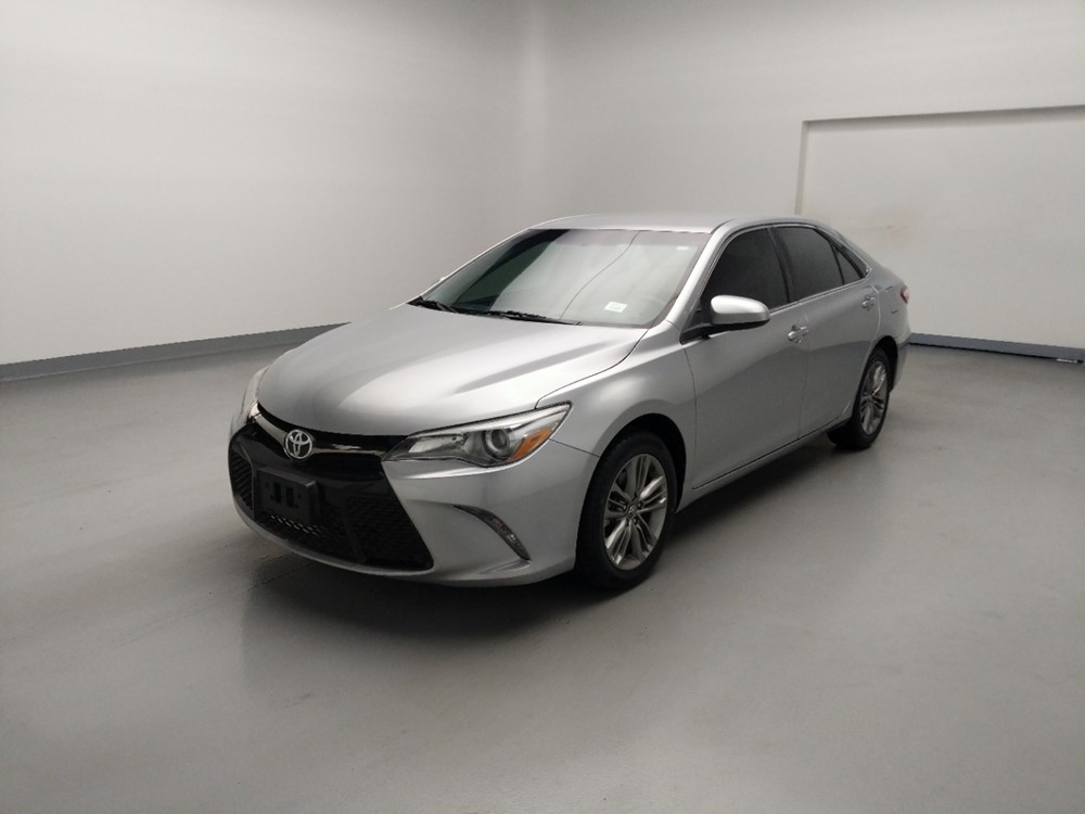 Used 2017 Toyota Camry Driver Front Bumper