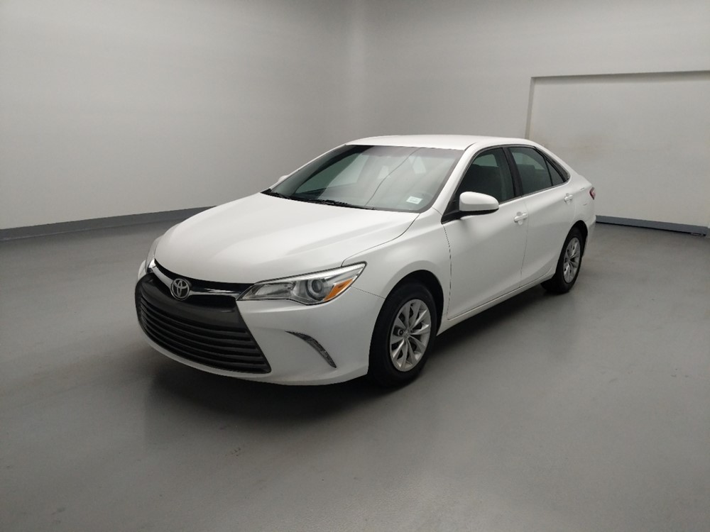 Used 2015 Toyota Camry Driver Front Bumper