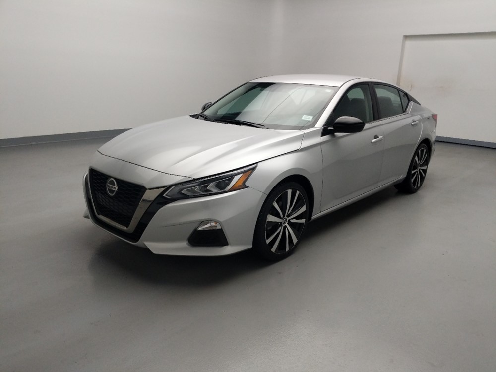 Used 2019 Nissan Altima Driver Front Bumper