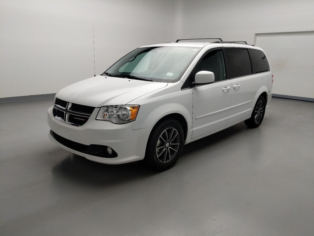 Used 2017 Dodge Grand Caravan Driver Front Bumper