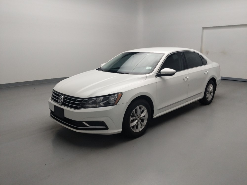 Used 2016 Volkswagen Passat Driver Front Bumper