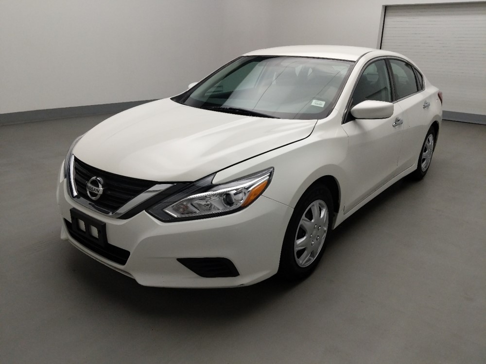 Used 2017 Nissan Altima Driver Front Bumper