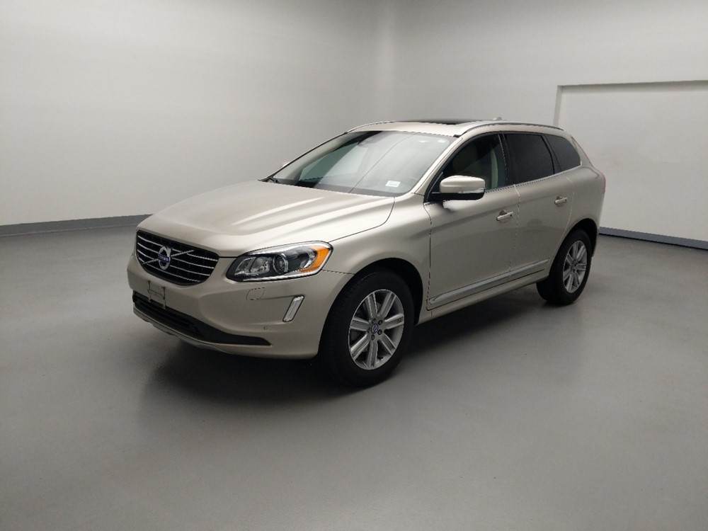 Used 2017 Volvo XC60 Driver Front Bumper