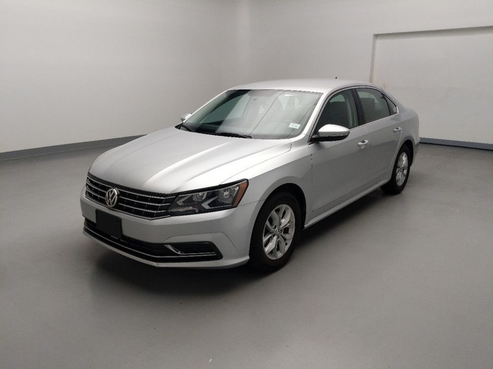 Used 2017 Volkswagen Passat Driver Front Bumper