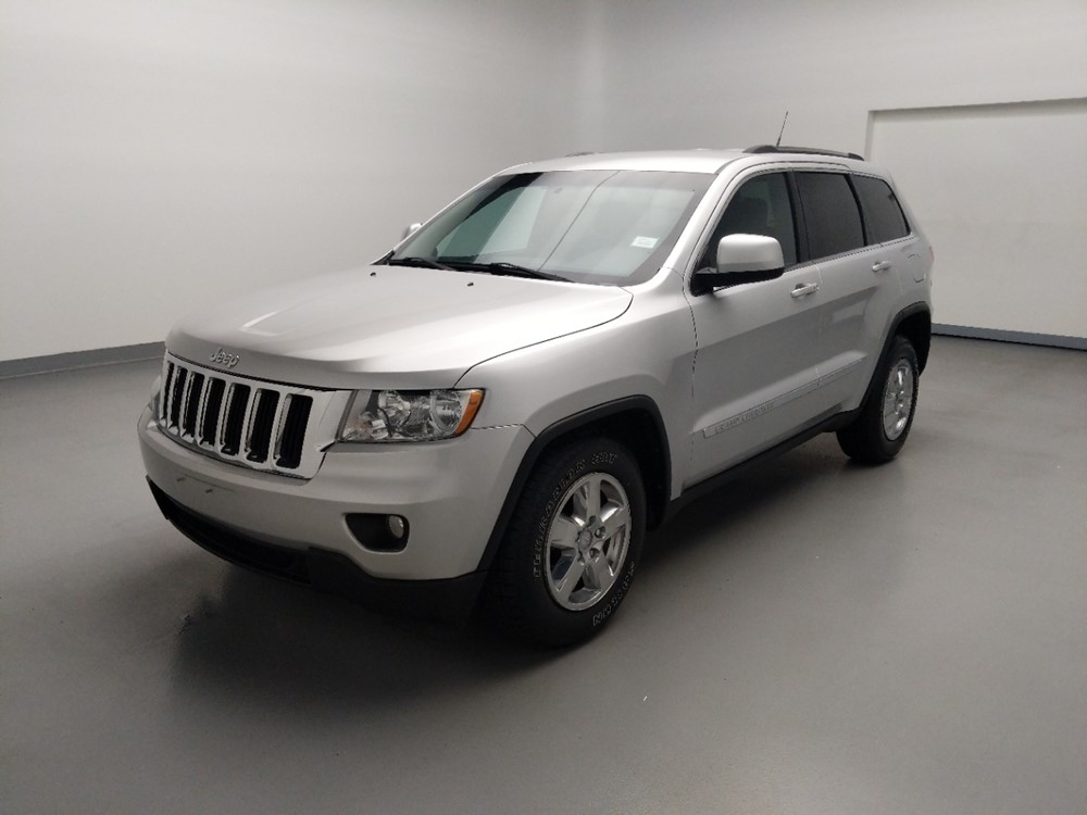 Used 2011 Jeep Grand Cherokee Driver Front Bumper